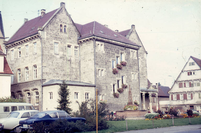Historische Fotografie eines Gebäudes in Dettingen an der Erms