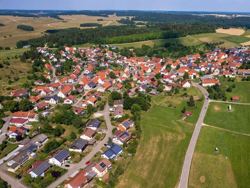 Luftbildaufnahme von Münsingen-Böttingen