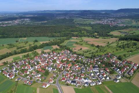 Luftbildaufnahme von Pliezhausen-Dörnach